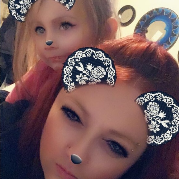 Meet your Posher, Brandi - Picture 2 of 5